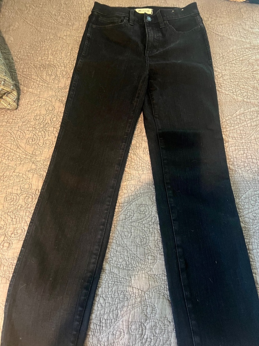 NWOT Madewell Size 4 Stove Pipe Denim Jeans in Acid Washed Black